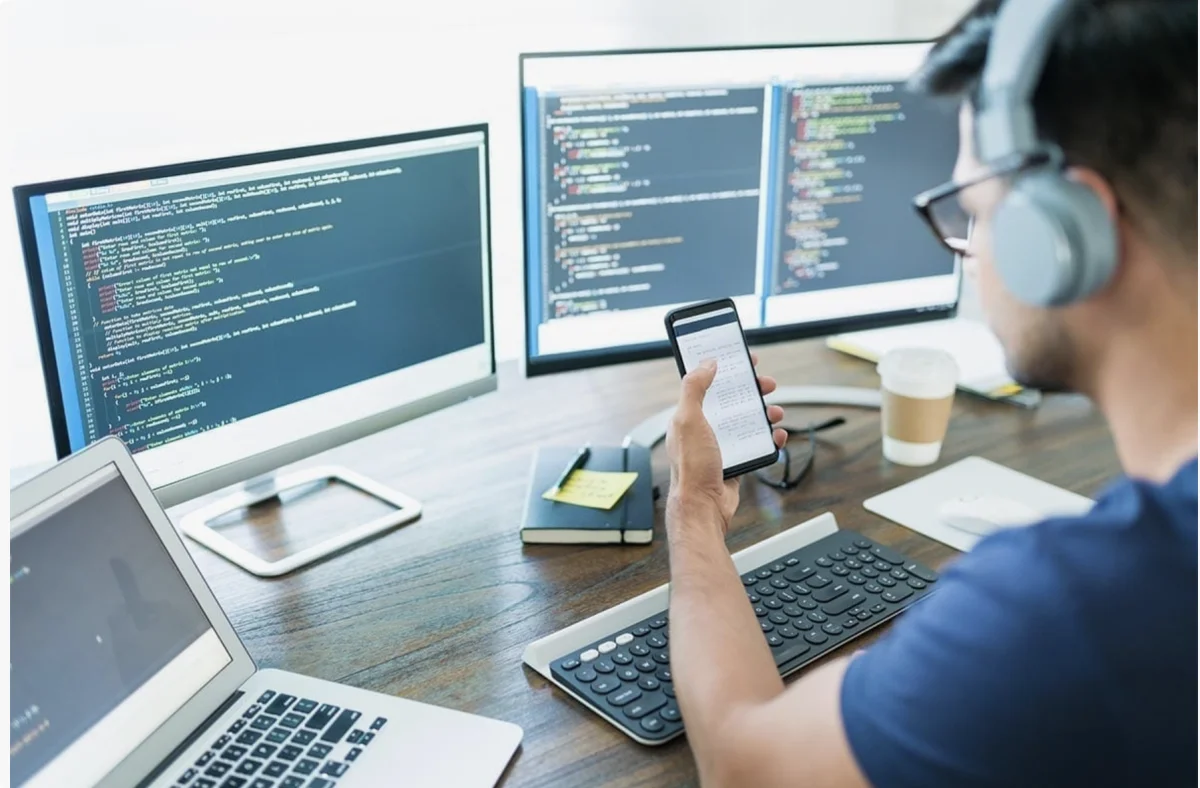 أنظمة QR Menu وطلب الطعام للمطاعم